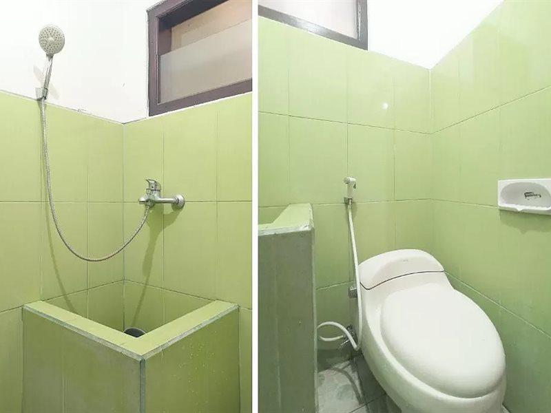 OYO 3956 Hotel Palem 2 Malang Exterior foto